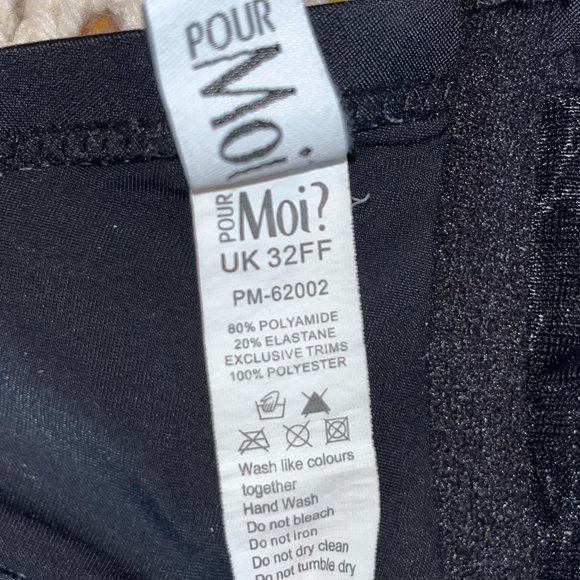 Pour Moi Black Mesh It Up Underwire Halter Swim Bikini Top Size 32FF-UK - Picture 7 of 7